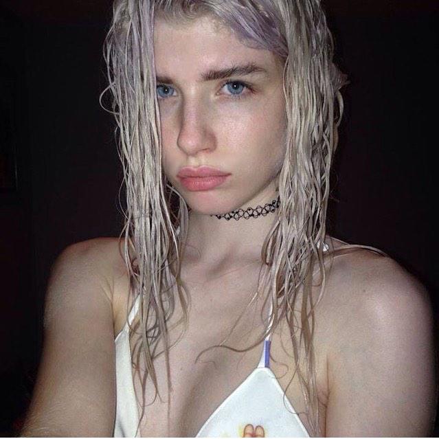 iT JUST LIL ME DNT WORRY BAE