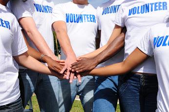 EUErasmusPlus's tweet photo. Under #erasmusplus  more than 10 000 people will receive funds to help them volunteer in 2015!
http://t.co/XxcQnSNtvj http://t.co/A5a6g2kMwl