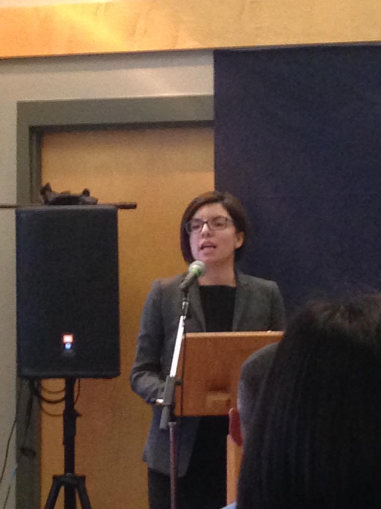 AlMclauchlan123's tweet photo. @nikiashton speaks to the crowd #transferofcommand @rcmpmb http://t.co/Q3SmDQ903b