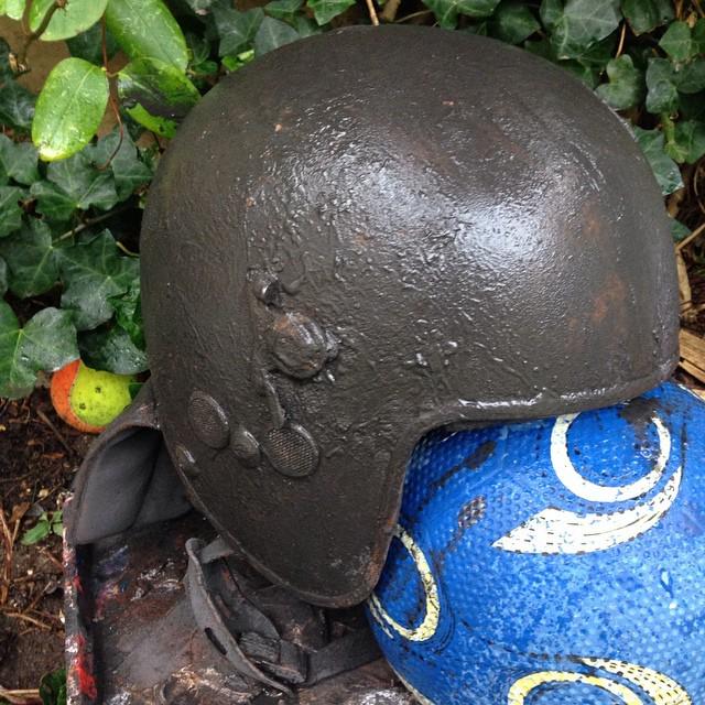 MyDogSighs's tweet photo. Time is working it's magic on the #peacehelmetproject helmet and progress is coming on the visor. http://t.co/VMmZHgK3VR