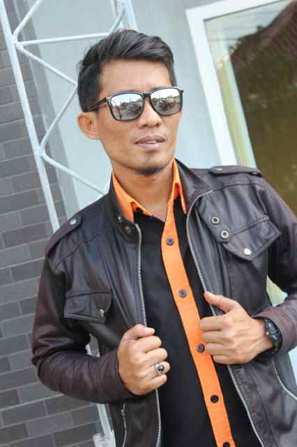 MangKowi77's tweet photo. Boleh juga nih Boy#Gaya http://t.co/OoIJPPjkVv