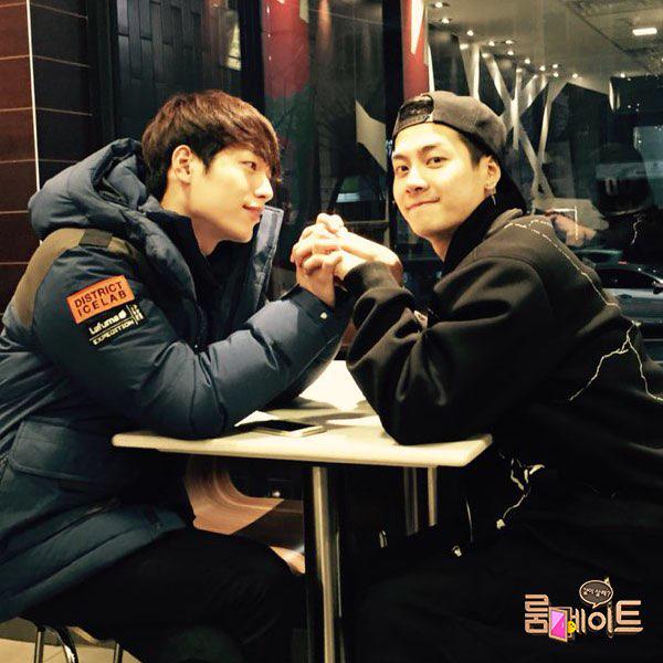 Mimiu0310's tweet photo. ถ้าจะเลิฟไลน์คู่นี้ผมนี่เชียร์สุดตัวเลยขรั่บบบ นี่เข้าใจว่า #JackJun มาตั้งนานที่แท้ก็ #Kangson จส.อีอ้อยยย !! 555555 http://t.co/kuWB3NrjjV