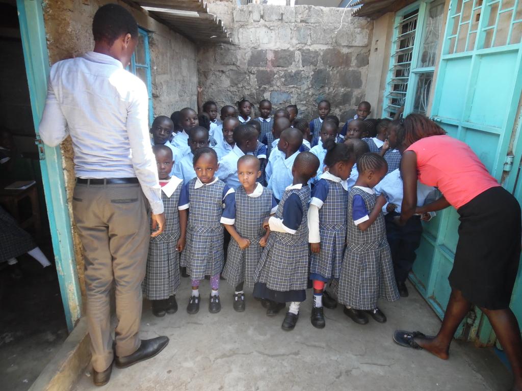 GenerisInt's tweet image. One of the orphanages receives their Christmas gifts!