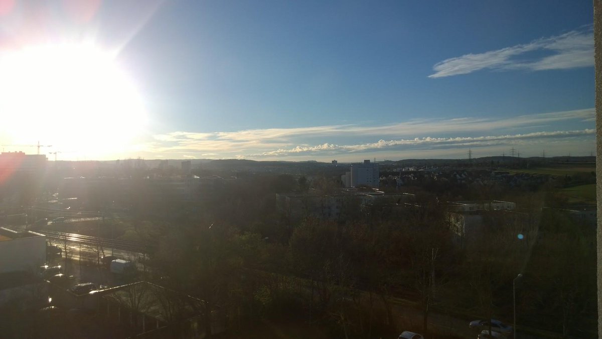 nixosch's tweet image. seems that someone made major changes to germanWinter.css and germanWinter.js ~16C° #germany #developerfun #webdevfun