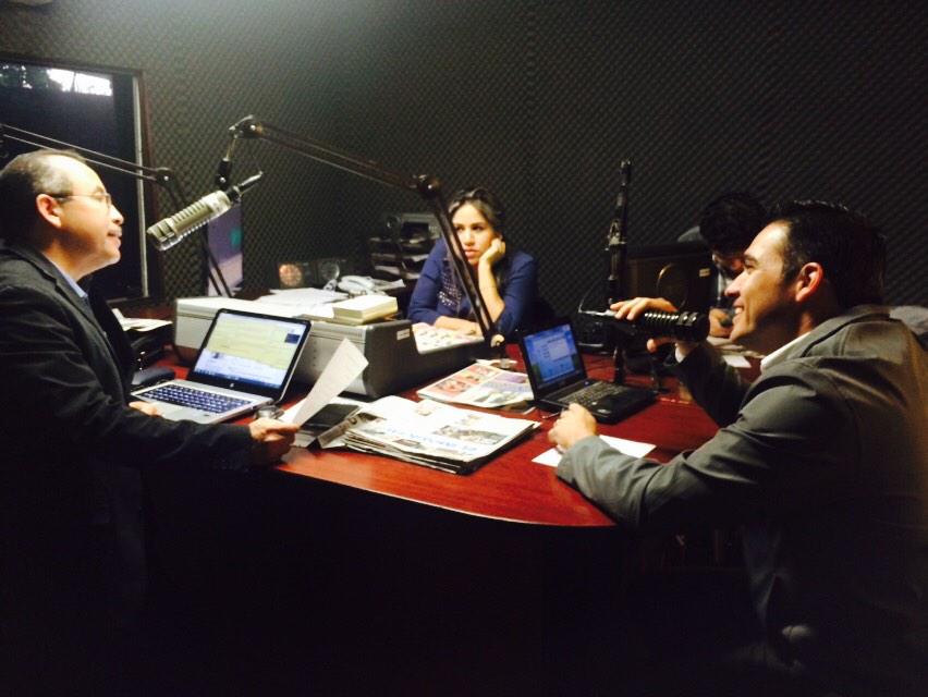 JesusMEnriquez's tweet photo. ¡Buen día! Sintoniza a @noecuriel en @lakalienteFM estoy hablando sobre #EneroMesDeTitulación 50% descuento en título http://t.co/C6CUwnlHVV