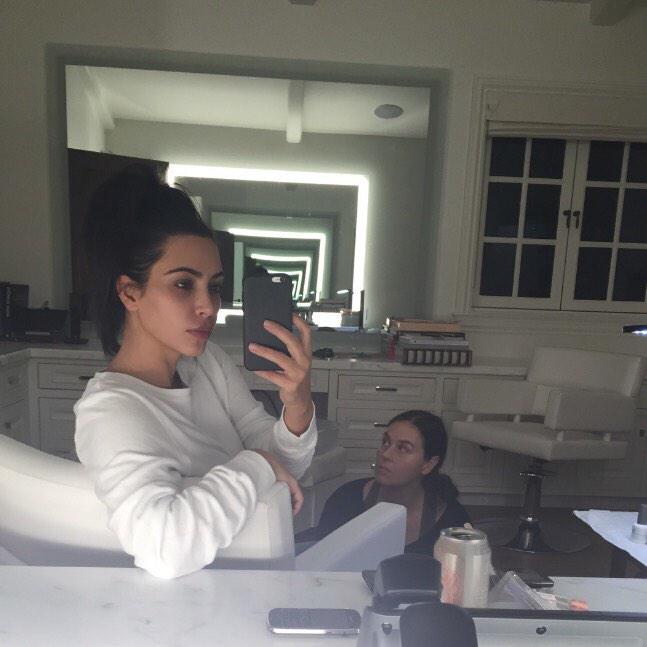 KimKardashian's tweet photo. A little no make up selfie getting my nails did 💅 http://t.co/vMAYsUWRNI