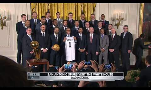 claudy304's tweet photo. AWESOME @spurs @thewhitehouse #THE #BEST #TEAM #SASF4L #GOSPURSGO GOSPURSGO http://t.co/gLiHwqzKbM