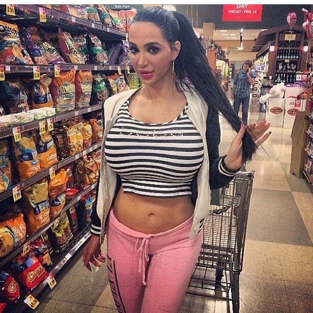 Who wants to take any shopping ? http://t.co/9YAUXzE0vK