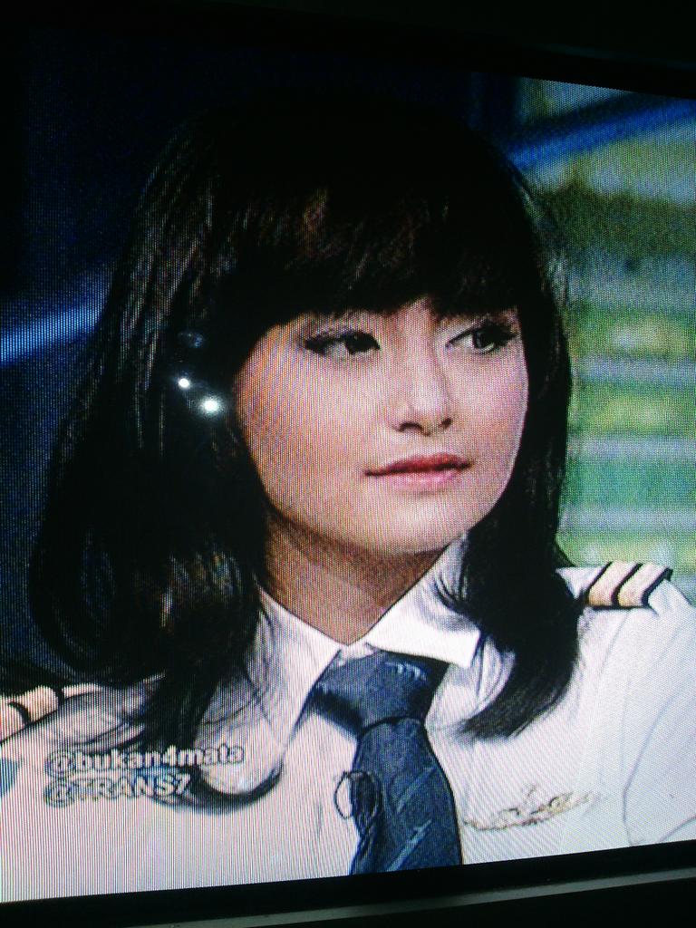 GhanesAzkaFadil's tweet photo. Ada pilot cantik di trans7 http://t.co/1Ivr8QHdjk