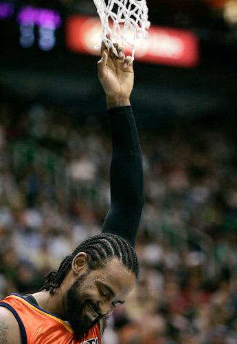 Happy 32nd birthday to the one and only Ronny Turiaf! Congratulations 