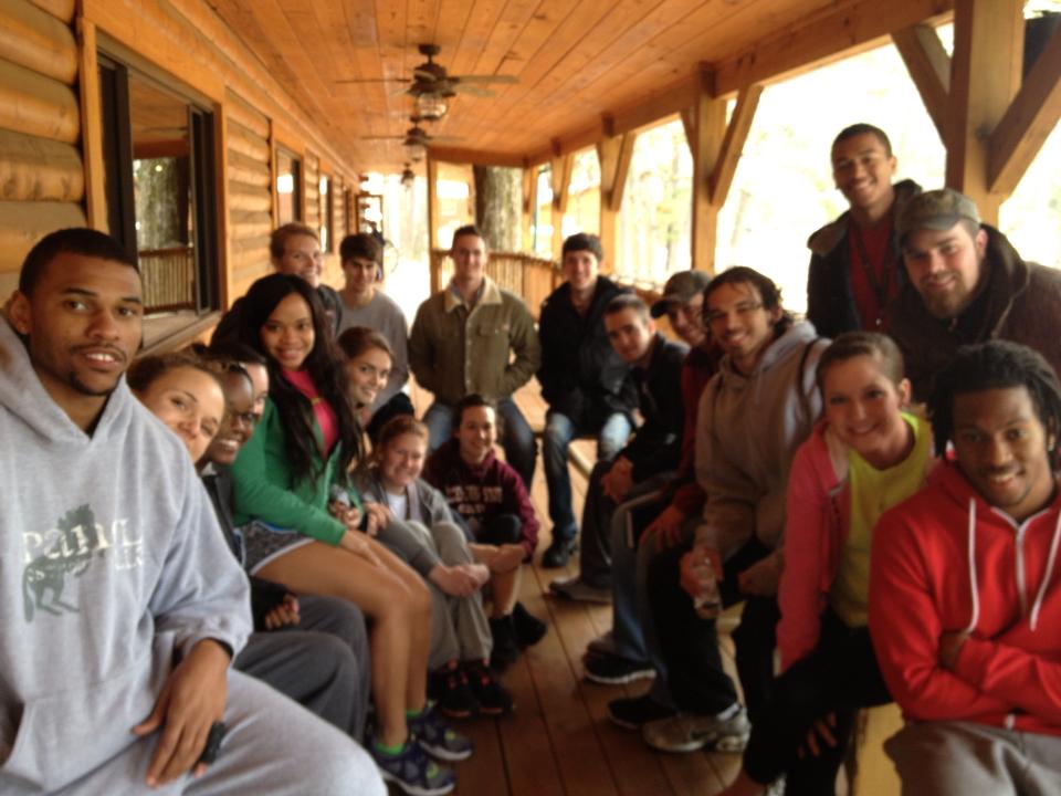 MicahMay123's tweet photo. FCA college retreat is coming up February 6-7 at Family Farm! http://t.co/LUg5srRXpi