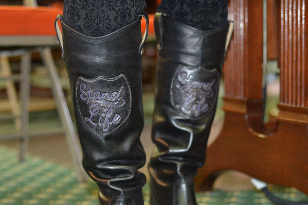 Cathybeanscott's tweet photo. Check out @KonniBurton's boots!! #StandForLife #takebacksd10 #sd10 #txlege http://t.co/Q3cKzu2f5w