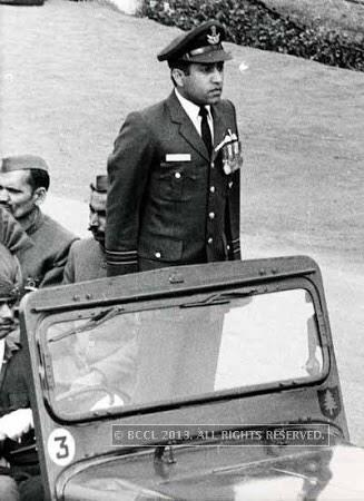 Happy Bday to Rakesh Sharma,1st Indian to travel in space.
Born in 1949 in Punjab.He spent 8 days in space in 1984 