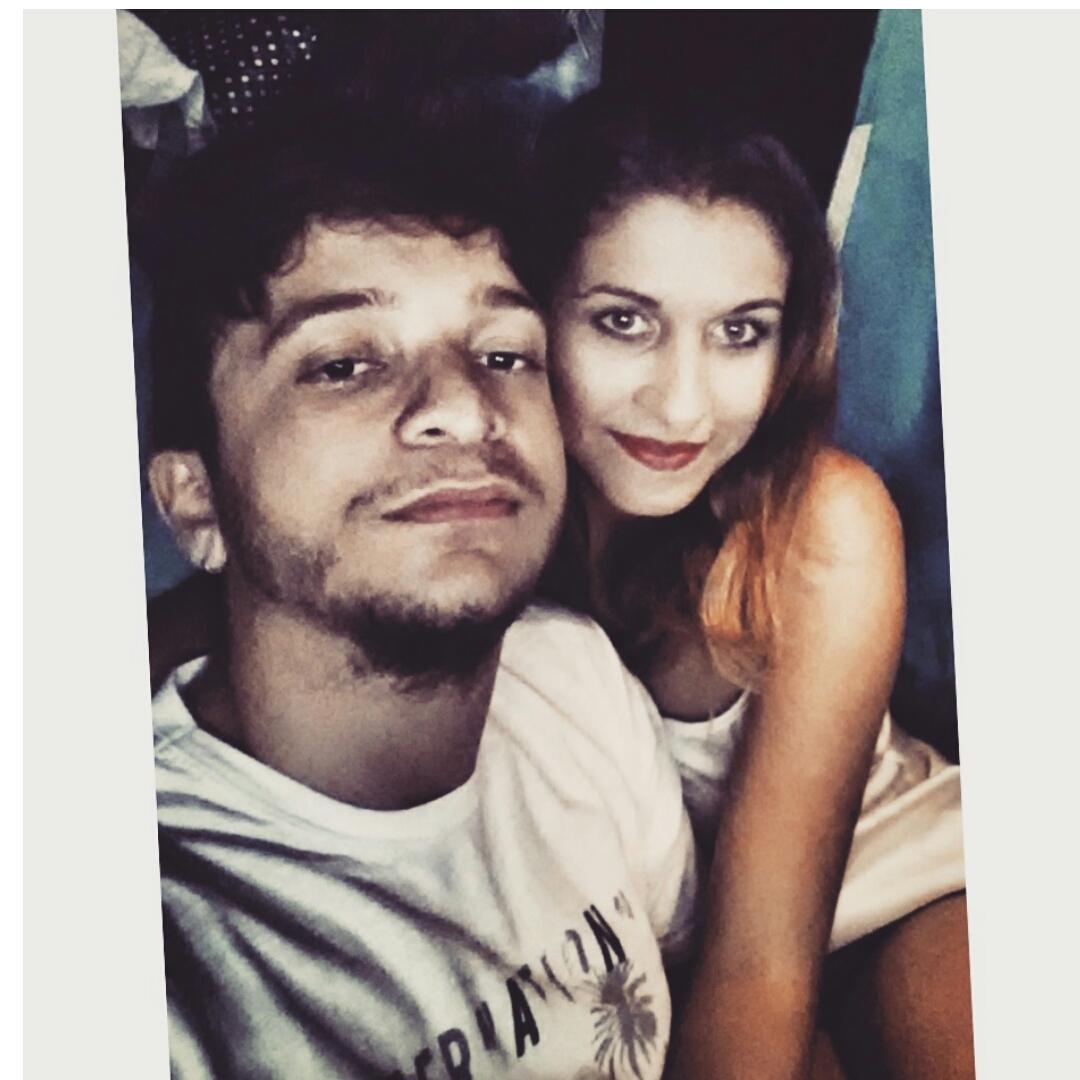 ReobeBatera's tweet photo. Minha vida ! http://t.co/OKDk9H2b74