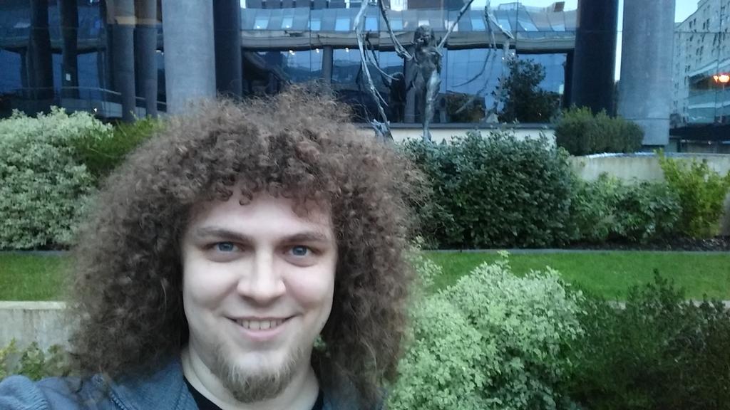 Embedded image permalink