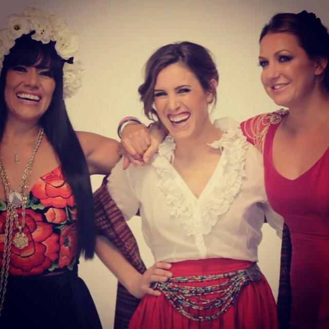 .<a href="/liladowns/">Lila Downs</a> <a href="/npastorioficial/">Niña Pastori Oficial</a> <a href="/sole_pastorutti/">SOLEDAD</a> #Raíz #QueNadieSepaMiSufrir #EstoEsMiRaíz
