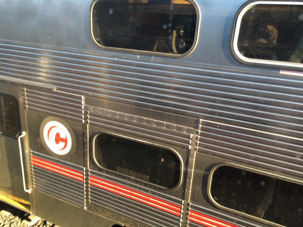puraveeda's tweet photo. Warm welcome by caltrain in the new year- mechanical failure! #commutesucks http://t.co/vSfyp838w7