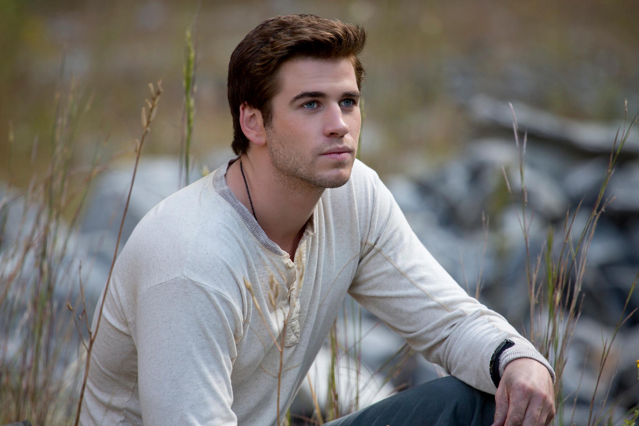 \" Happy 25th birthday to our Gale Hawthorne, Liam Hemsworth! 