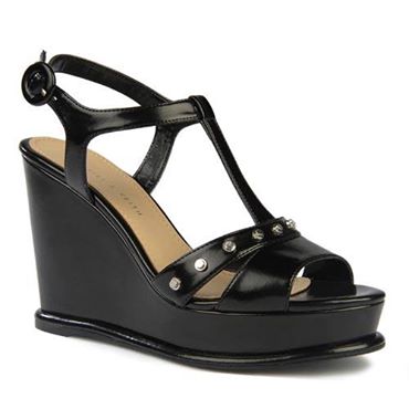 DwDshoping's tweet photo. Charles&amp;keith ck1-80480142 black 36(4),37(2),38(3),39(2) idr 320k http://t.co/5UXgUM9eoM