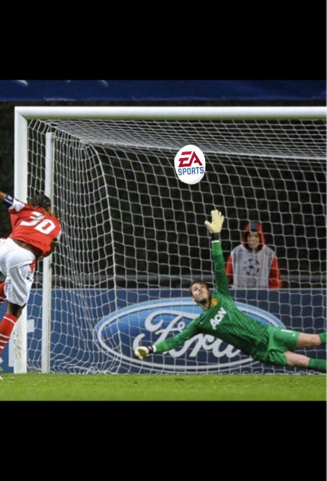 The only thing De Gea can't save... the EA servers @EASPORTSFIFA #easervers