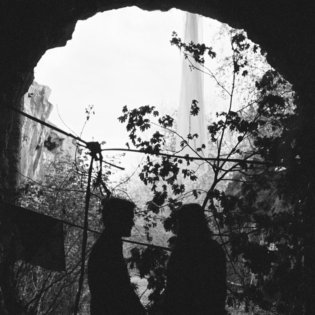 Here's the cover for the coming single. Do you like it?