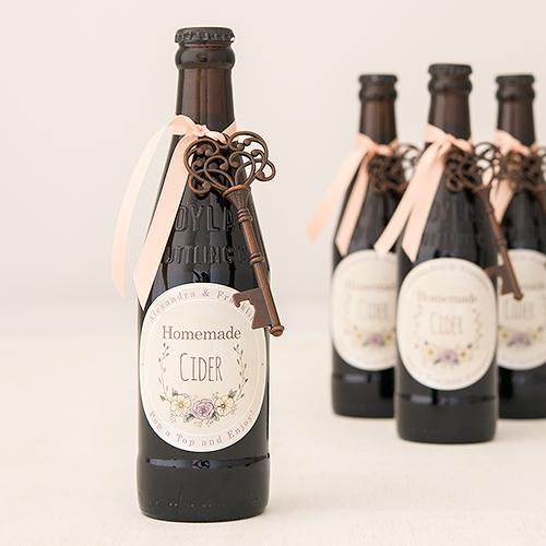 Where were these awesome key bottle openers when I was getting married?!
bit.ly/1KGBprj
#vintagewedding
