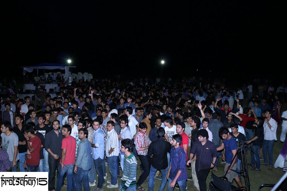 Unforgettable memories created with beautiful bond of happiness