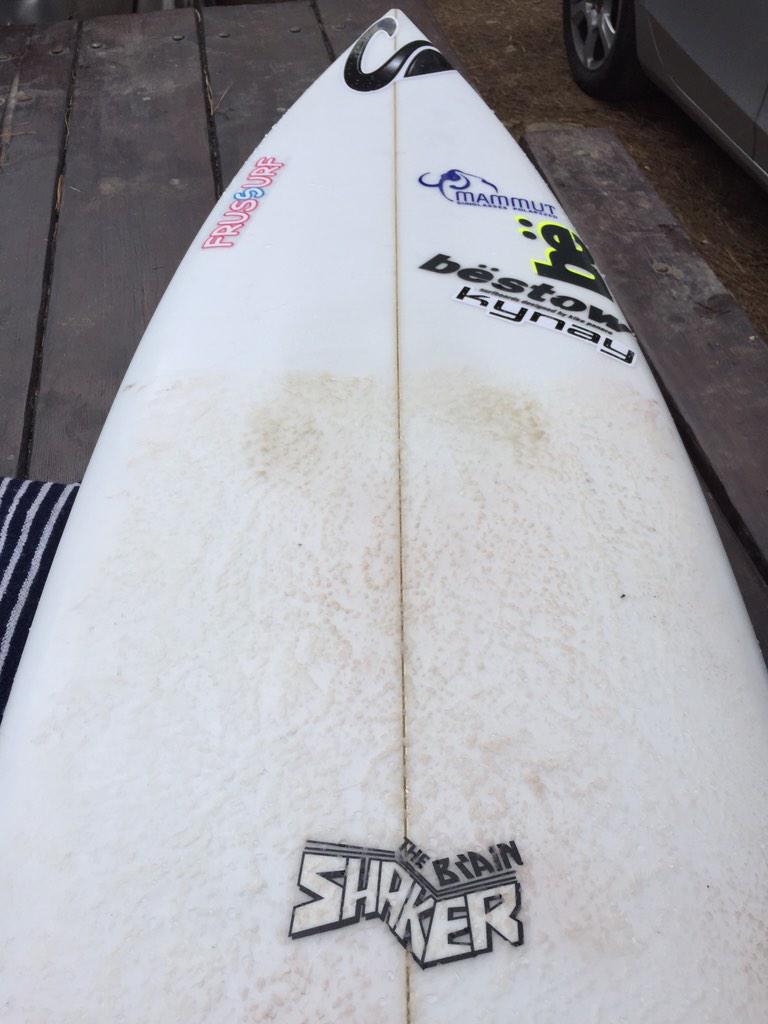 ibongarmendia1's tweet photo. Testarada en dos condiciones totalmente diferentes de olas solo puedo decir que tengo una joya @frussurf @kynaywear http://t.co/mXiaSkvA82