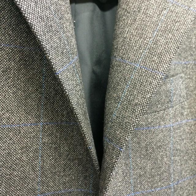 BBEsquire's tweet photo. Qemal's new suit at Liverano &amp; Liverano, Firenze. These rolled lapels are achieved by pressing and pulling the su... http://t.co/EQc4gCxd1r