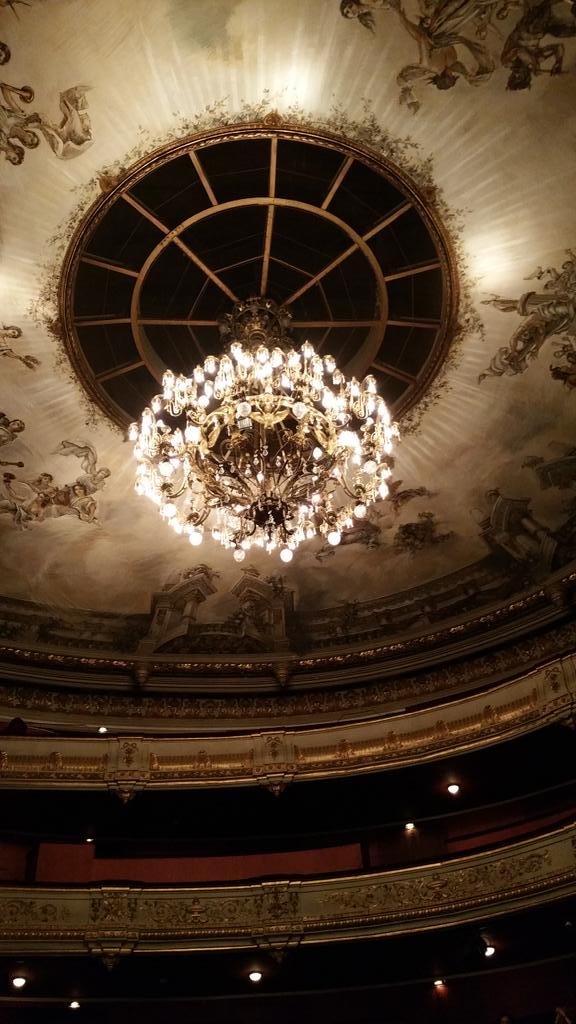 Une session acoustique à l"@Operadurhin en 2015 maybe ?! #beau