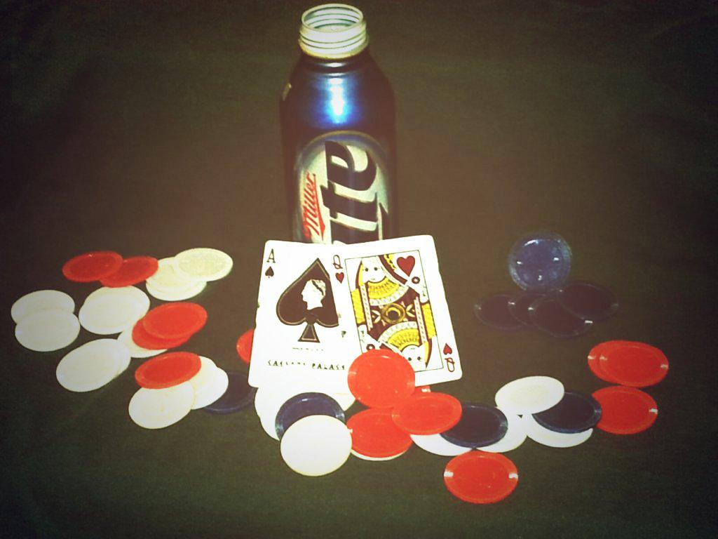 mudchevy's tweet photo. #ItsMillerTime @MillerLite #football http://t.co/QtqpQOoK0R