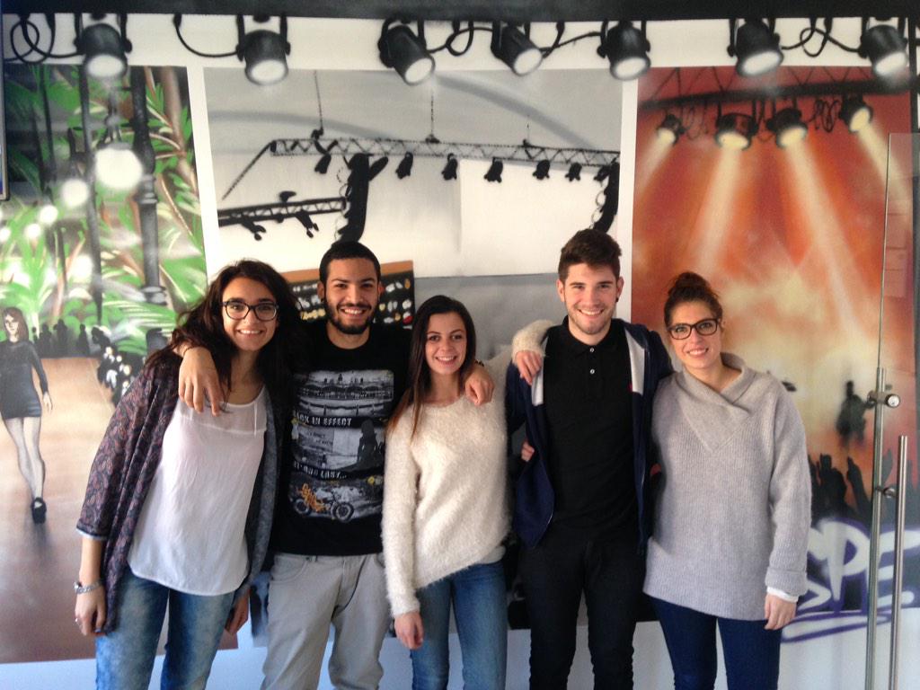 LeCombleShop's tweet image. Mañana presentamos el trabajo!! A ver que tal nos sale, esperemos que bien porque nos lo hemos currado. A tope!