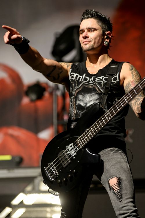Rt if you wish a Happy Birthday to Jason James 
Bassist from Bullet for My Valentine 
