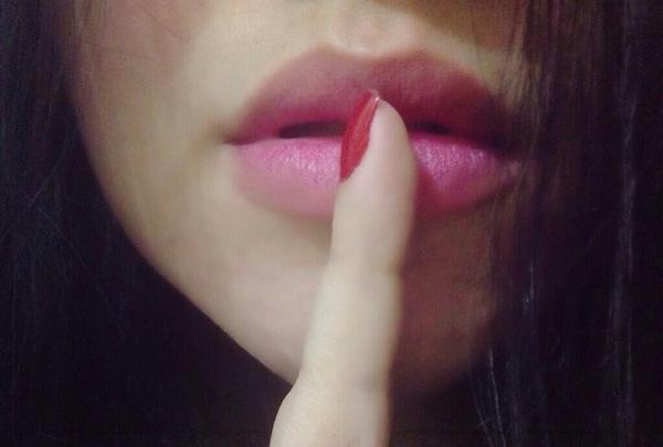 pish_peau's tweet photo. “@Mercirela: Guarda silencio y vamos a la cama. http://t.co/kgmQVr1p4J”y en ese momento digo: esta bien :)