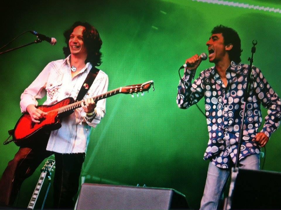 Tomasito (@tomasitooficial) on Twitter photo Con mi compadre <a href="/tabanquero75/">Diego Pozo</a> un Delinquente Garrapatero Azalvajao
#Garrapateros #Jerez #Flamenco Con mi compadre <a href="/tabanquero75/">Diego Pozo</a> un Delinquente Garrapatero Azalvajao
#Garrapateros #Jerez #Flamenco