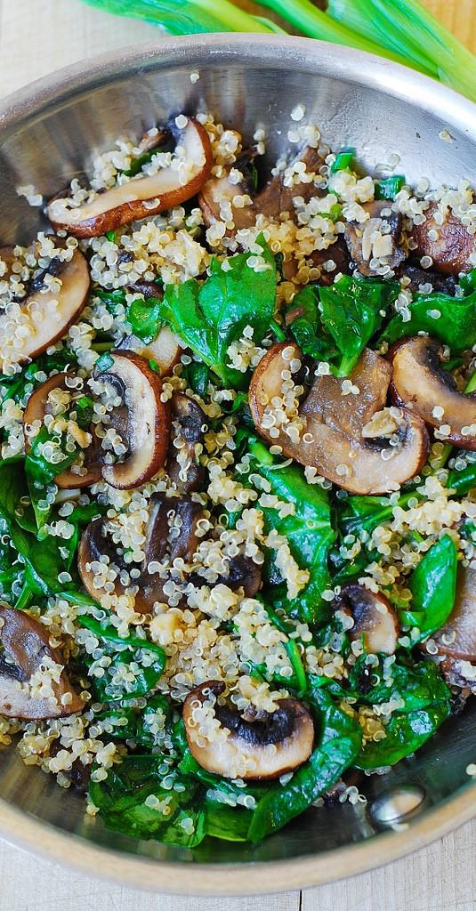 udisglutenfree's tweet photo. You know we're #CrazyforQuinoa! This recipe by @JuliasAlbum will do the trick: http://t.co/YkBwQhVuhm. http://t.co/IHEVgcFJCc