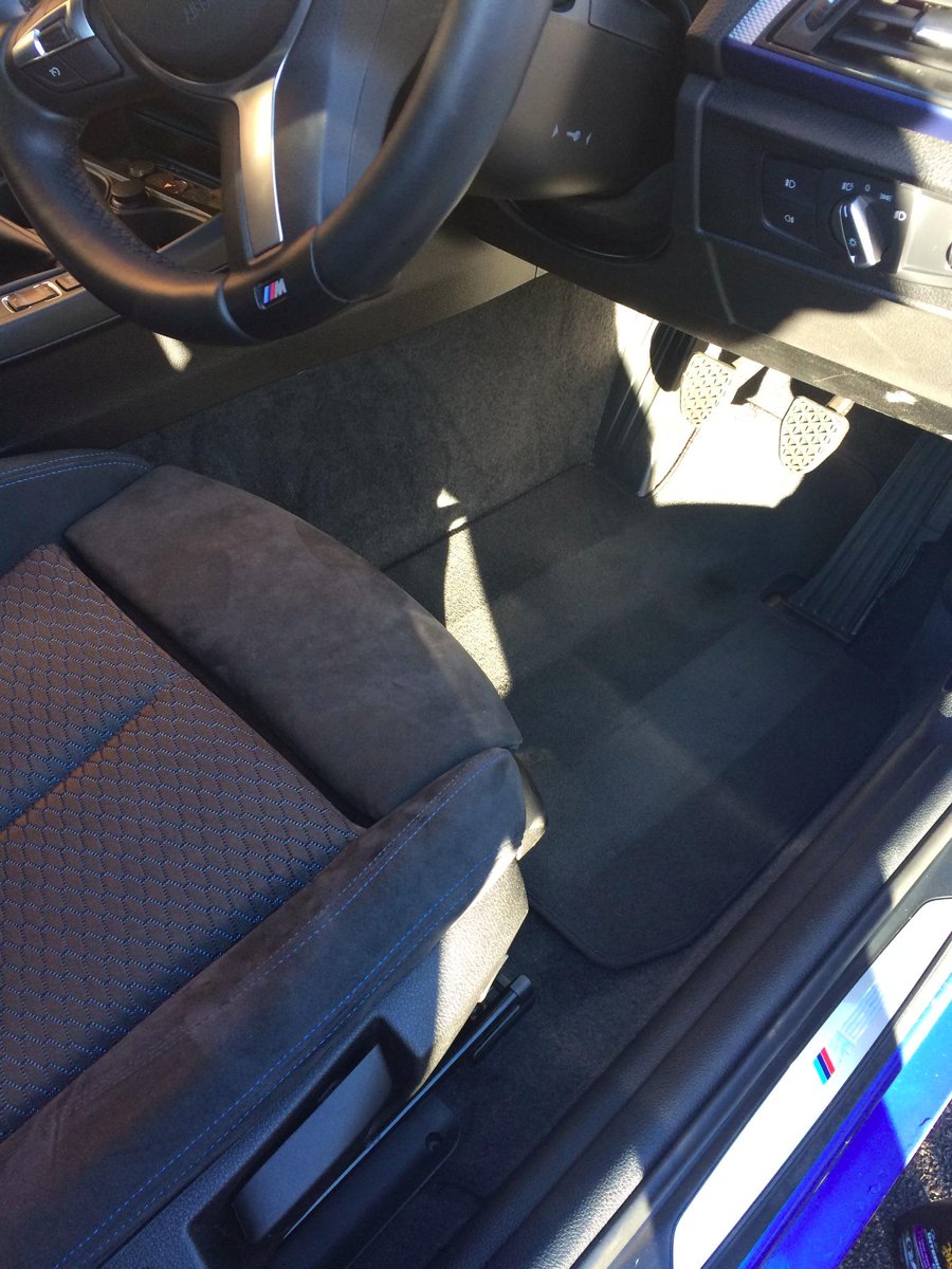 PlatDetailSW's tweet image. Here's one of two BMW 1 Series done today... #Valeting #Clean #Shine #SouthWest #BMW #InsideAndOut #AttentionToDetail