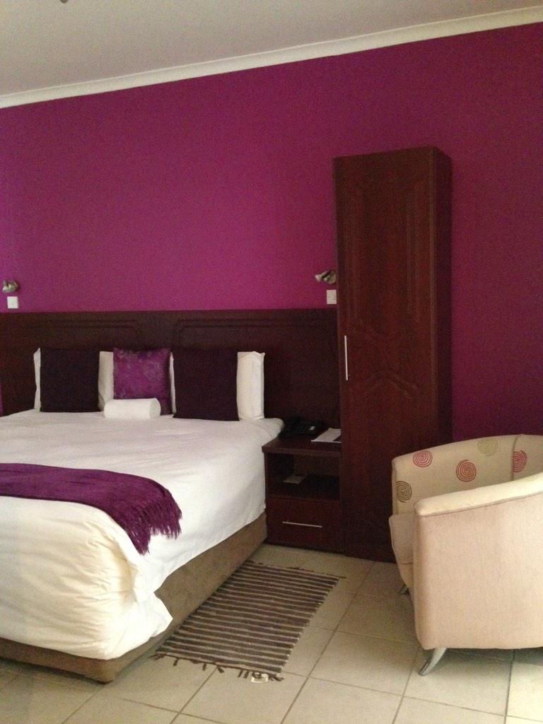 RonberryHotel's tweet photo. Rooms starting at P695 bed and breakfast. Call 4631744 or 4630611 for bookings. http://t.co/5tp5Fqq7sj