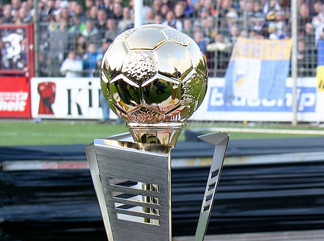 Landespokal ausgelost: <a href="/fccarlzeissjena/">FC Carl Zeiss Jena</a> Zeiss Jena trifft im Halbfinale auf #Rudolstadt - bit.ly/1y8NP7T