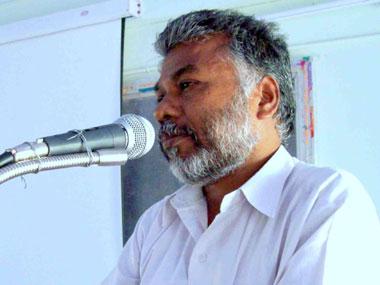 firstpost's tweet image. Writer Perumal Murugan is dead, says Tamil author after being forced to give up writing bit.ly/1wXyocQ