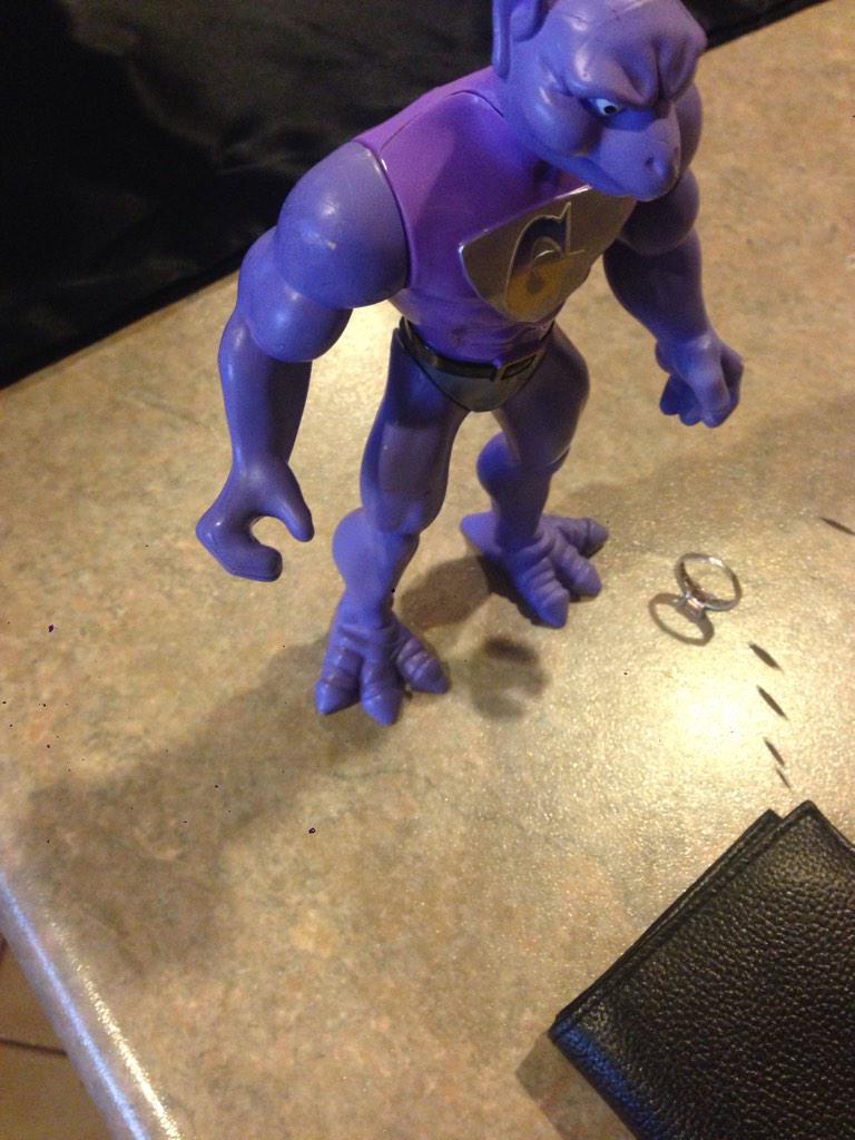 ...look at the feet of this weird doll let me know what you think it looks like...