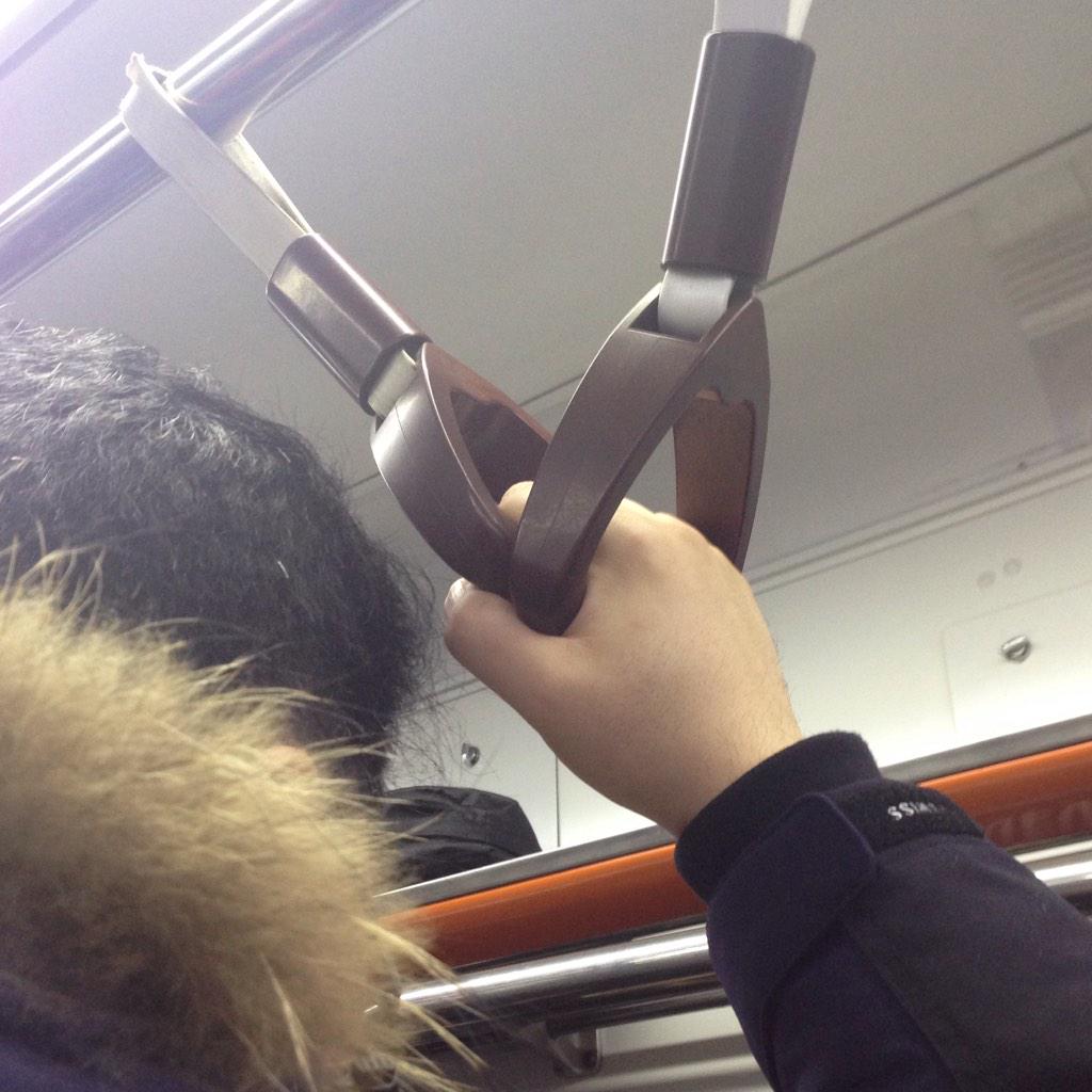 leeda_yoon's tweet photo. 때리까? http://t.co/bNbRQcV2qE