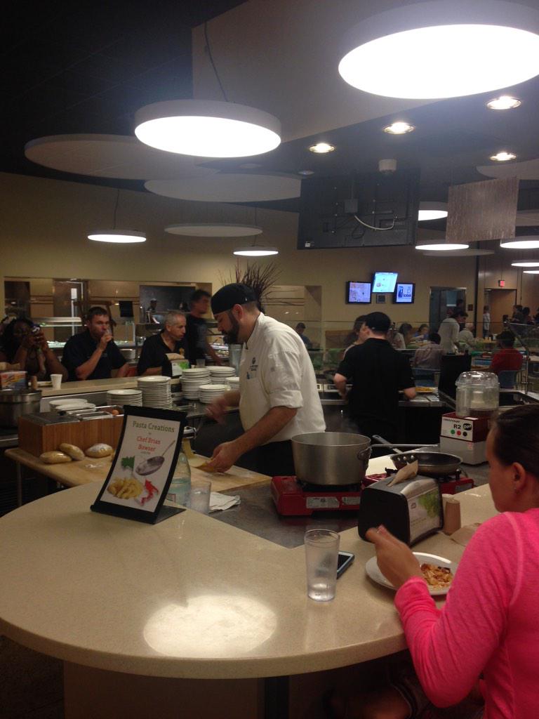 MatthewMarmie's tweet photo. Homemade pasta with Brian!!! @LynnDining http://t.co/H1uRSDZpMr