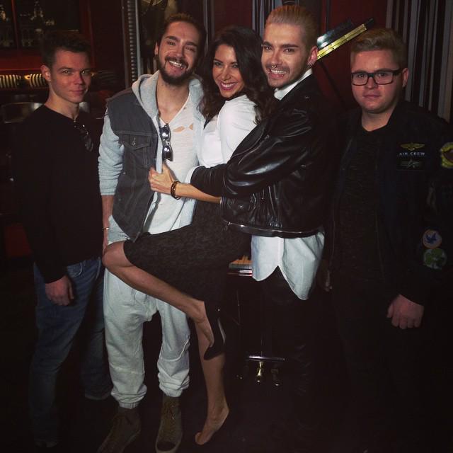 B7RMQRlCEAAMcaq.jpg:large (640×640)