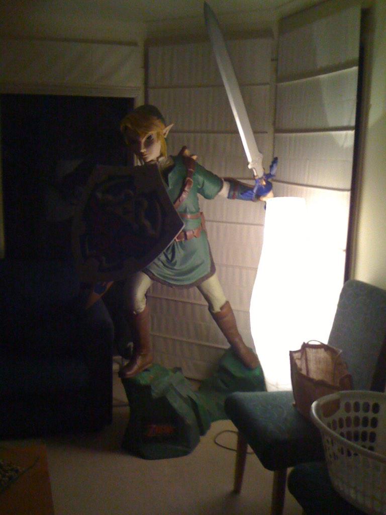 Frosty_snake's tweet photo. @NintendoAmerica there's this to start with in the corner of my lounge.... http://t.co/dDS9BtFXTu