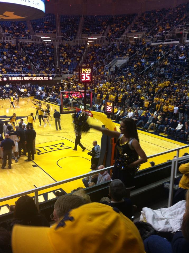 JeffStewart2917's tweet photo. #wvuluvinit http://t.co/caD7Kw08AF