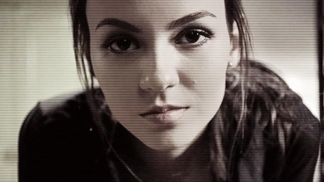 TheEyeCandyGirl's tweet photo. [[Running on a jog coming back to her apartment she speaks infront of her computer ]] Come and get me . http://t.co/xI9XoRY365