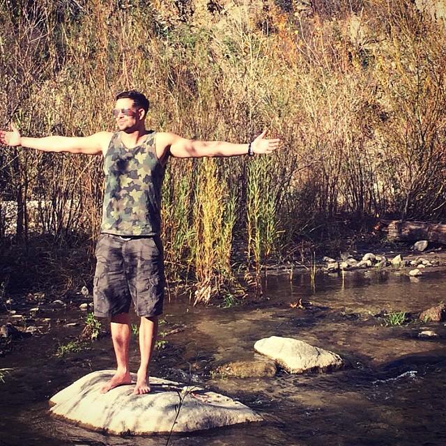 feliciasackles's tweet photo. “@MarkSalling: Lunch on the river #CamoPrincess #LAhotspot #Tujungamountains #IamTheSaw http://t.co/f0oxg2FEWA http://t.co/ZXo5xuWrLB” 😍🙈😘