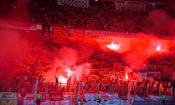LFCHistoryShow's tweet photo. The last time Liverpool played in INDONESIA. #LFC #REDINDO http://t.co/kKDDZnmPM4