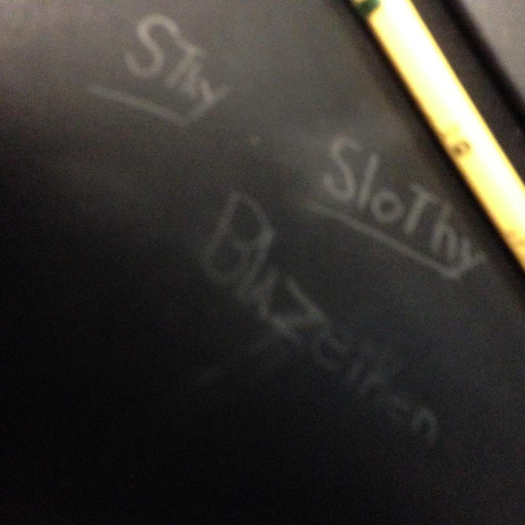 Stahhmina's tweet photo. Haha I was bord and always repen the stay slothy😂@Stahhmina @FaZeBlaziken http://t.co/NN146fpJPy